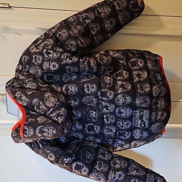 ๐ MARVEL Kids 3T Reversible Jacket - Picture 3 of 3